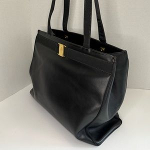 FERRAGAMO Vara Bag Black